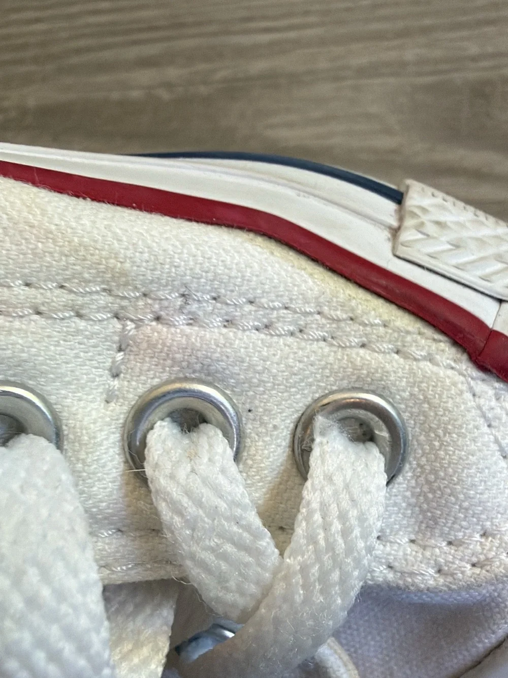 Converse Kids White Canvas Low-Top Sneakers with Red Trim